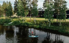 Arctic River Lodge